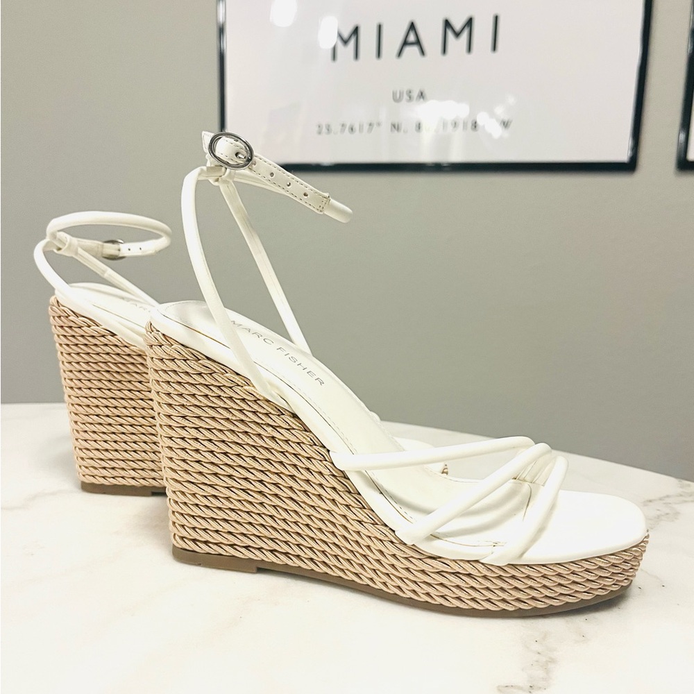 Marc Fisher Wedges white beige heels size 7.5